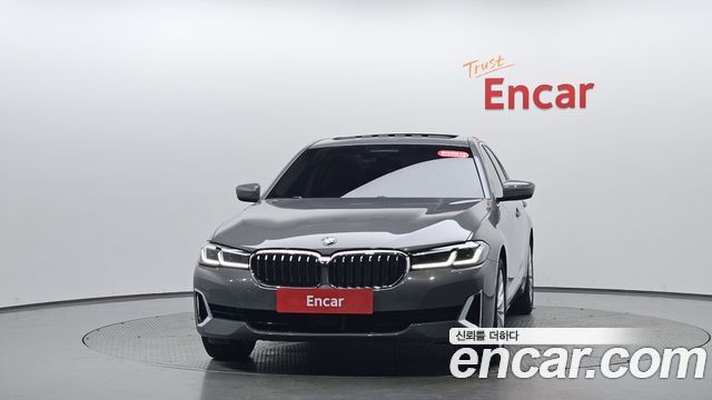 BMW 5-Series 523d Luxury
