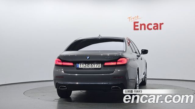 BMW 5-Series 523d Luxury