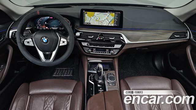 BMW 5-Series 523d Luxury