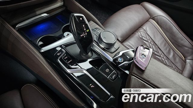 BMW 5-Series 523d Luxury