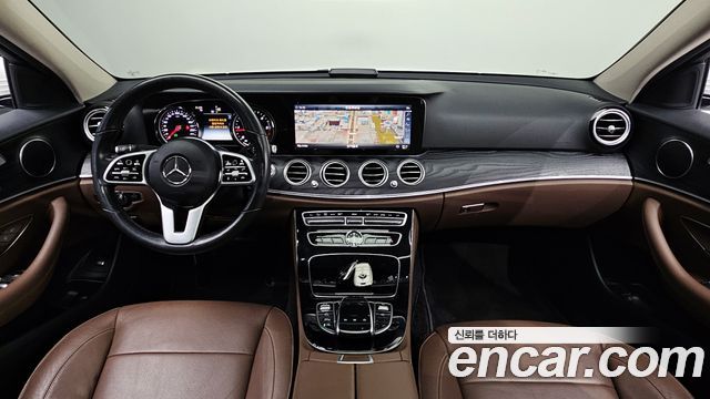 Mercedes-Benz E-Class E220d Avantgarde
