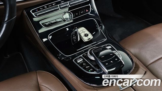 Mercedes-Benz E-Class E220d Avantgarde
