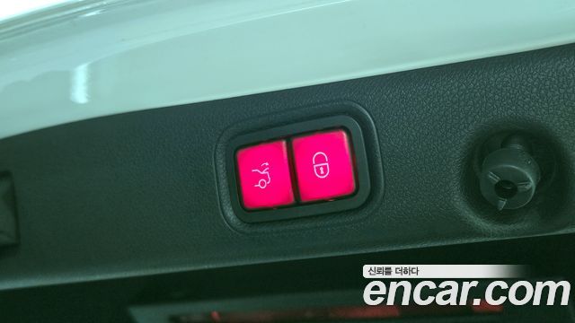 Mercedes-Benz E-Class E220d Avantgarde