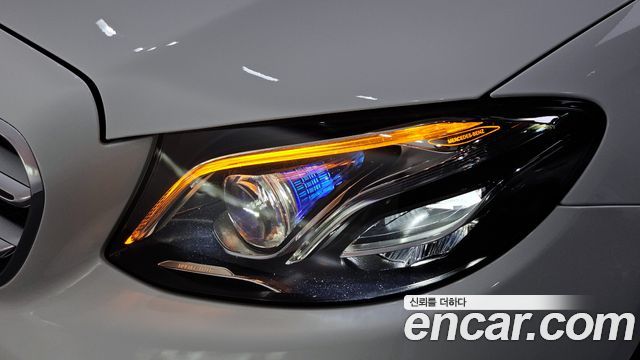 Mercedes-Benz E-Class E220d Avantgarde