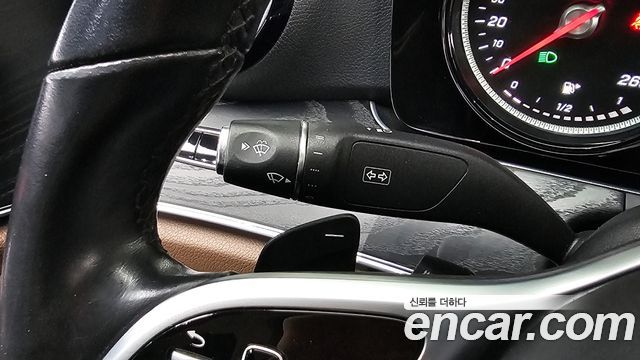 Mercedes-Benz E-Class E220d Avantgarde