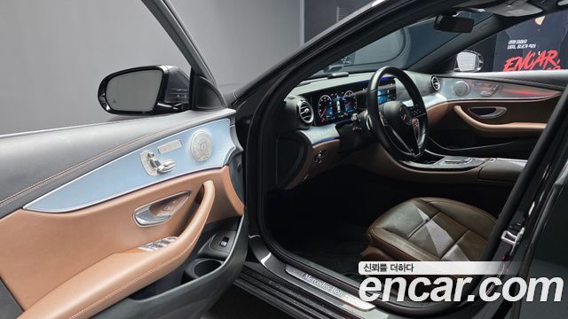 Mercedes-Benz E-Class E350 4MATIC Avantgarde