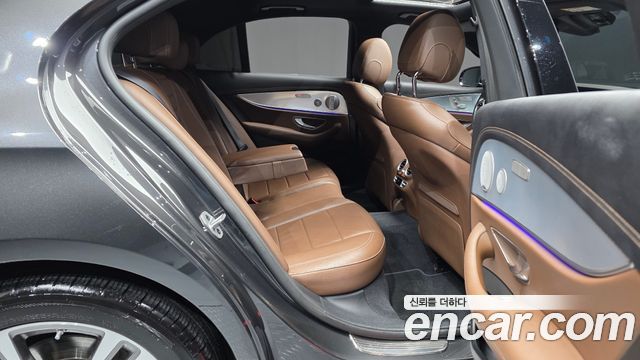 Mercedes-Benz E-Class E350 4MATIC Avantgarde