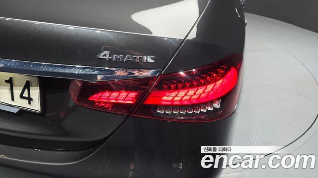 Mercedes-Benz E-Class E350 4MATIC Avantgarde