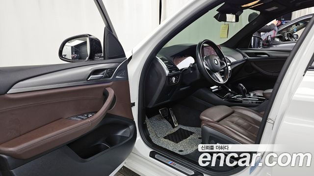 BMW X3 xDrive 20i M sports Online Exclusive Edition