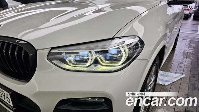 BMW X3 xDrive 20i M sports Online Exclusive Edition