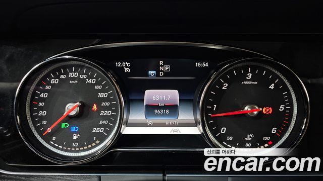 Mercedes-Benz E-Class E220d Avantgarde