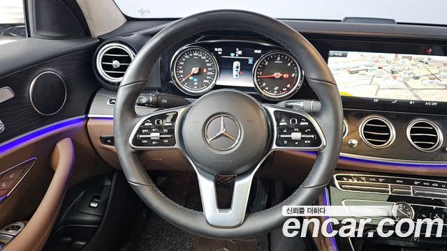 Mercedes-Benz E-Class E220d Avantgarde