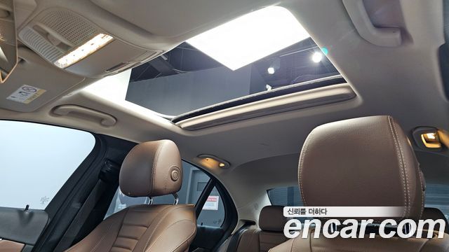 Mercedes-Benz E-Class E220d Avantgarde