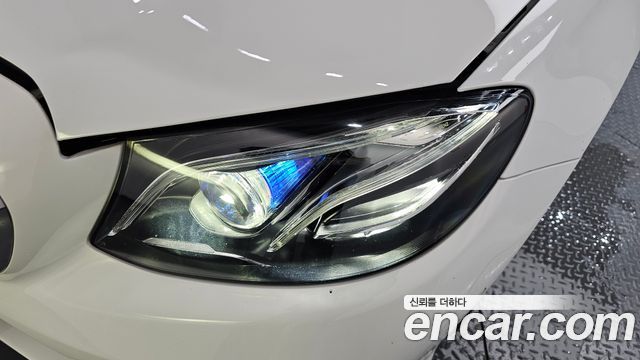 Mercedes-Benz E-Class E220d Avantgarde