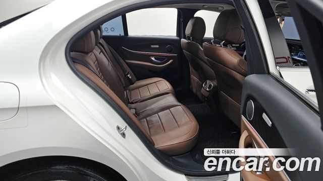 Mercedes-Benz E-Class E220d Avantgarde