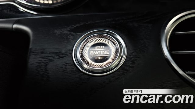 Mercedes-Benz E-Class E220d Avantgarde