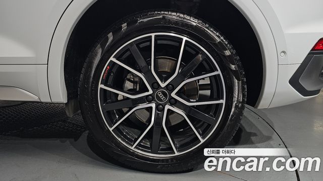 Audi Q5 45 TFSI Quattro Premium Sportback