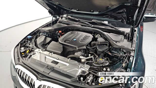 BMW 3-Series 320d Luxury
