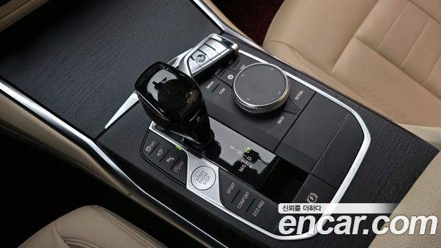 BMW 3-Series 320d Luxury