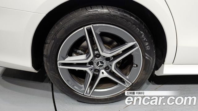 Mercedes-Benz E-Class E250 AMG Line