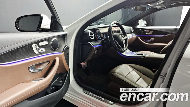 Mercedes-Benz E-Class E250 AMG Line