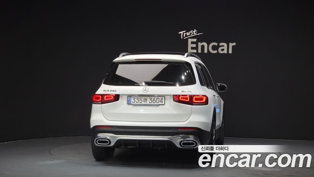 Mercedes-Benz GLB-Class GLB250 4MATIC