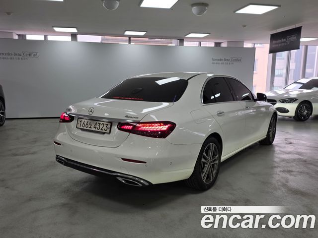 Mercedes-Benz E-Class E350 4MATIC Avantgarde