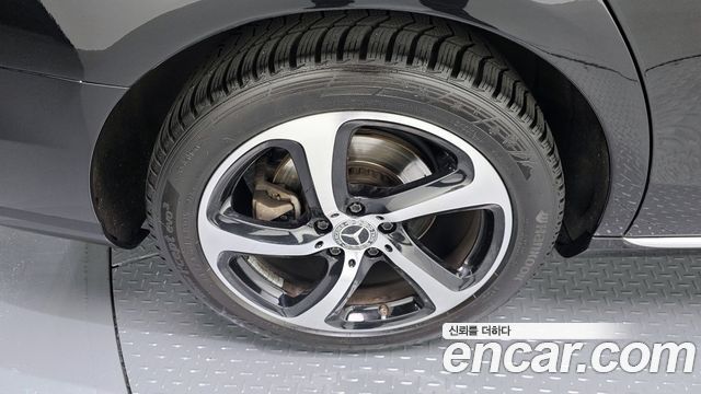 Mercedes-Benz E-Class E250 Avantgarde