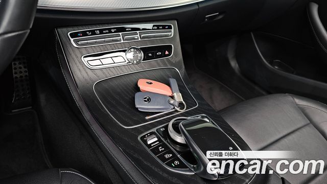 Mercedes-Benz E-Class E250 Avantgarde