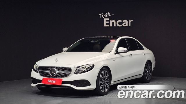 Mercedes-Benz E-Class E220d Avantgarde