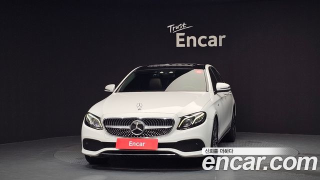 Mercedes-Benz E-Class E220d Avantgarde