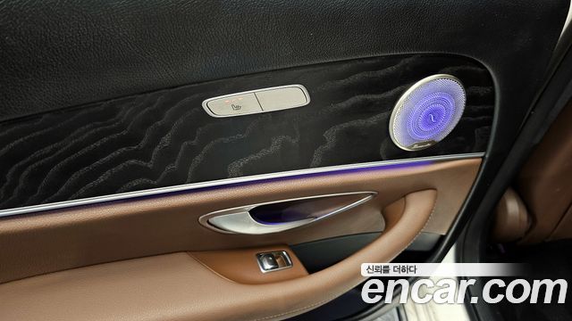 Mercedes-Benz E-Class E220d Avantgarde