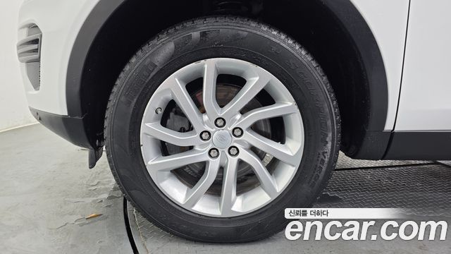 Land Rover Discovery Sport 2.0 TD4 SE