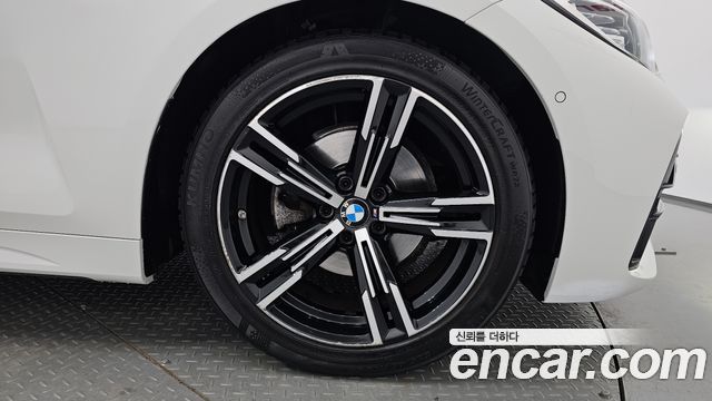 BMW 4-Series 420i M Sport Coupe