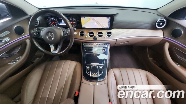 Mercedes-Benz E-Class W213 E220d 4MATIC Exclusive