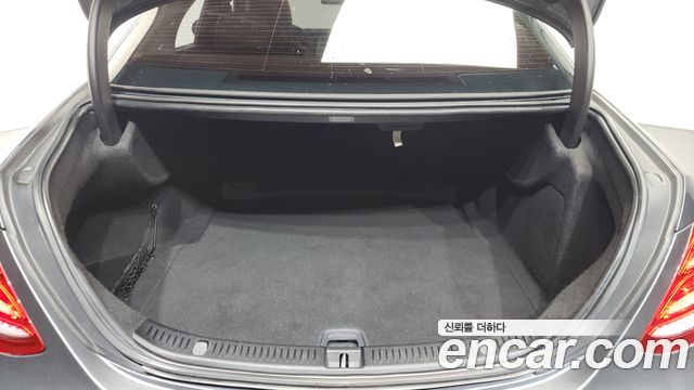 Mercedes-Benz E-Class W213 E220d 4MATIC Exclusive