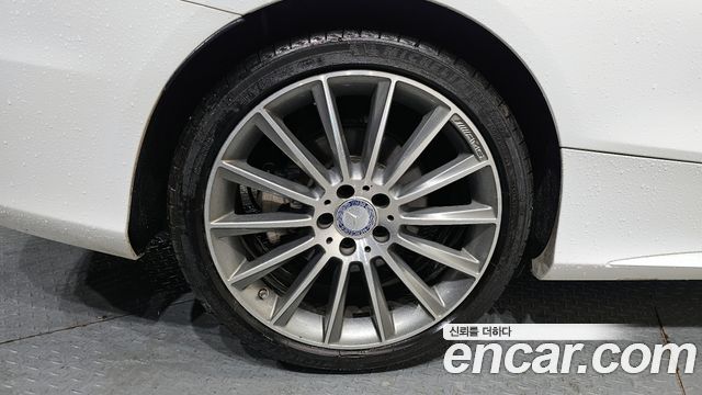 Mercedes-Benz C-Class C200 Coupe