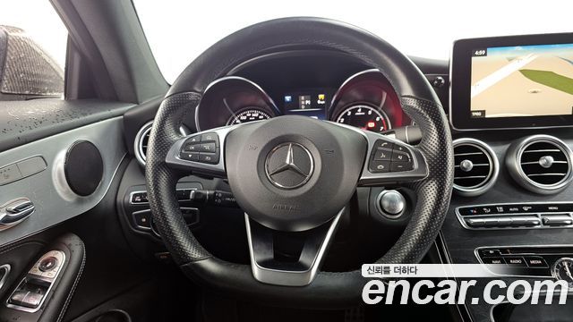 Mercedes-Benz C-Class C200 Coupe
