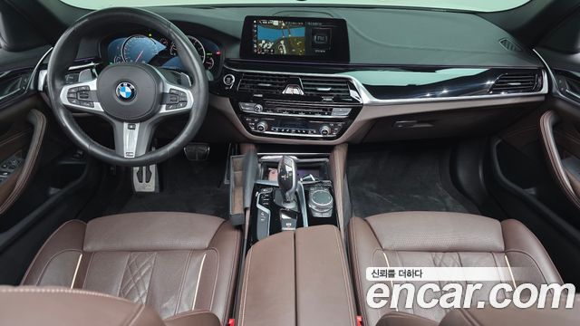 BMW 5-Series 530i xDrive M Sport Package Plus