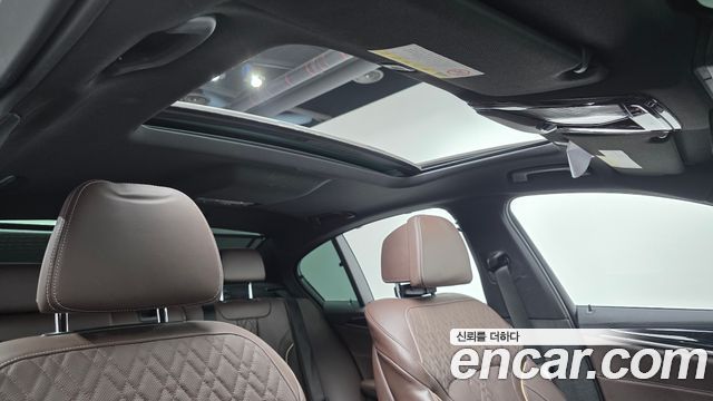 BMW 5-Series 530i xDrive M Sport Package Plus