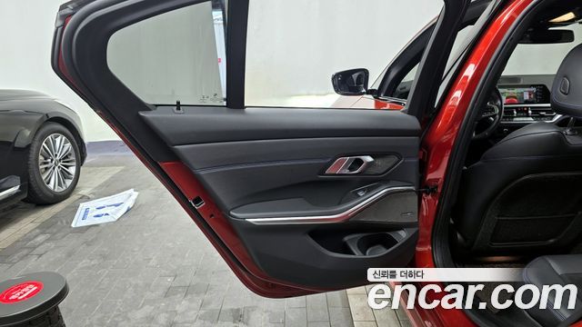 BMW 3-Series 320i M Sport