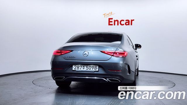 Mercedes-Benz CLS-Class CLS300d AMG Line