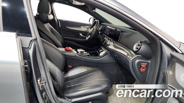 Mercedes-Benz CLS-Class CLS300d AMG Line