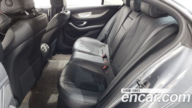 Mercedes-Benz CLS-Class CLS300d AMG Line