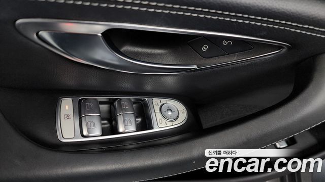 Mercedes-Benz CLS-Class CLS300d AMG Line