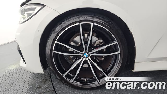 BMW 3-Series 320i M Sport