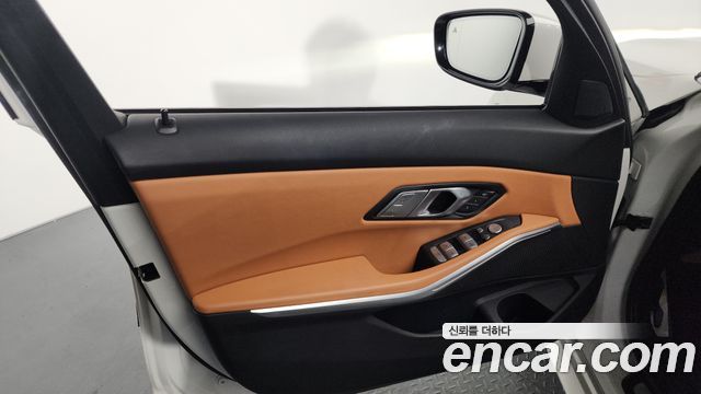 BMW 3-Series 320i M Sport
