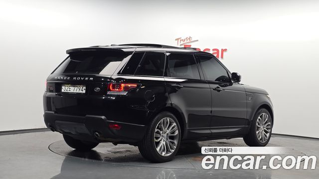 Land Rover Range Rover Sport 3.0 SDV6 HSE Dynamic