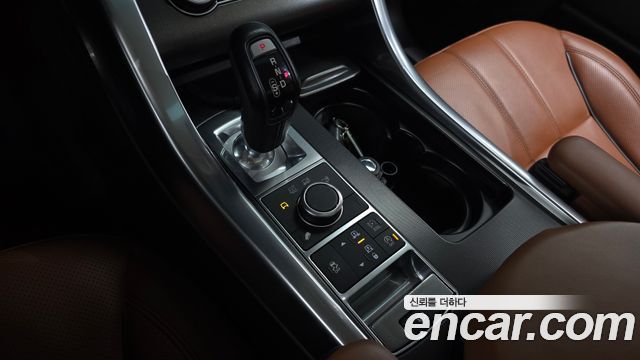 Land Rover Range Rover Sport 3.0 SDV6 HSE Dynamic