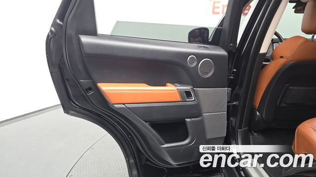 Land Rover Range Rover Sport 3.0 SDV6 HSE Dynamic